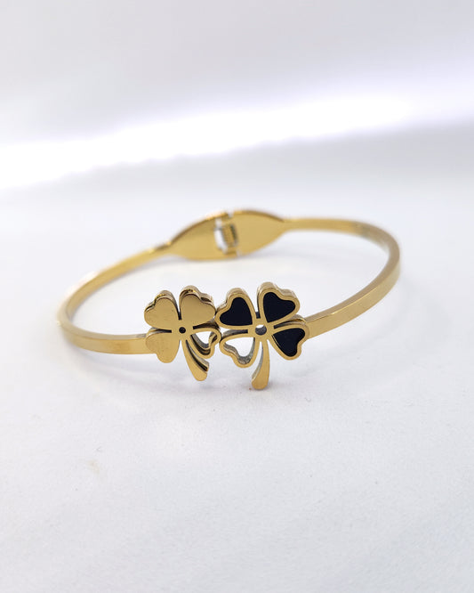 The Clover Duet Bangle | A Chic Gold & Black Talisman