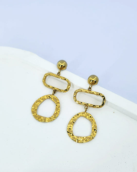 Modern Geometric Danglers