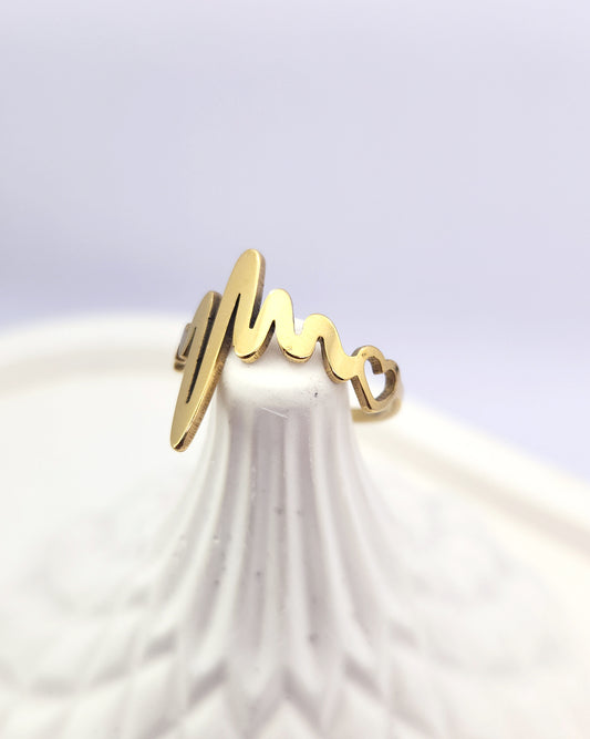 Delicate Heartbeat Rhythm Ring - 18k Gold Plated