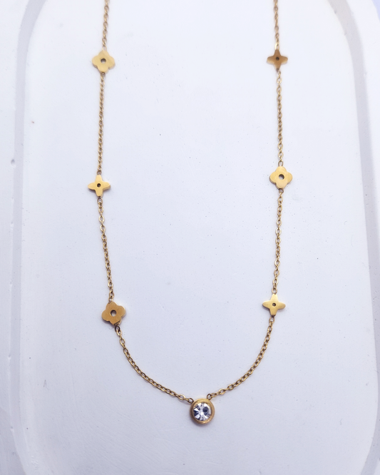 The Clover Solitaire Station Necklace | 18k Gold Plated