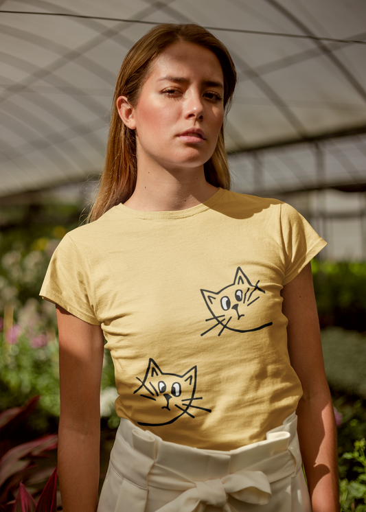 Chic Beige Crew Neck Tee – Playful Surprised Cat Doodle Print