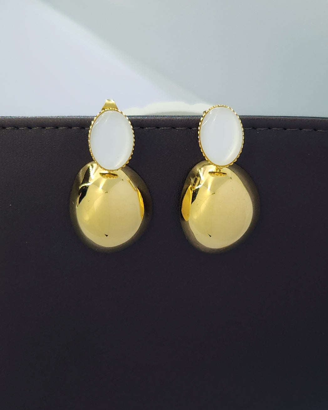 Luminous Pebble Drops - 18k Gold Plated Earrings
