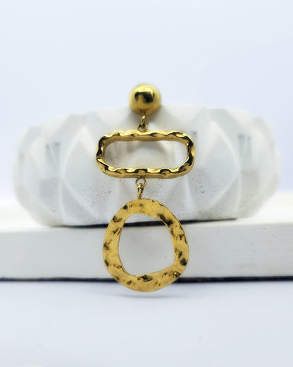 Modern Geometric Danglers