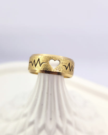 Golden Heartbeat Cutout Band - 18k Gold Plated