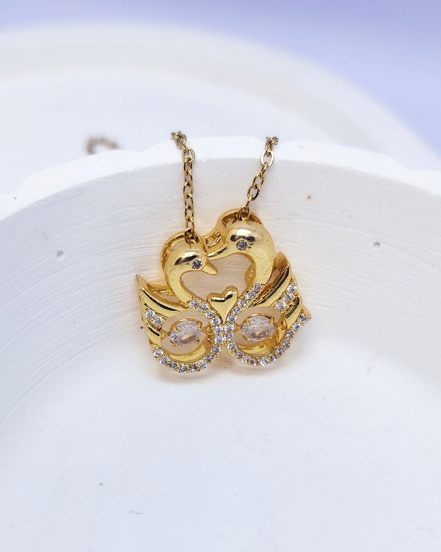 The Floating Sparkle Swan Pendant – 18k Gold Plated Necklace