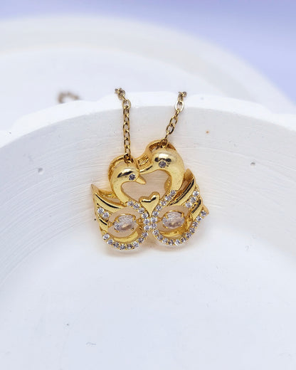 The Floating Sparkle Swan Pendant – 18k Gold Plated Necklace